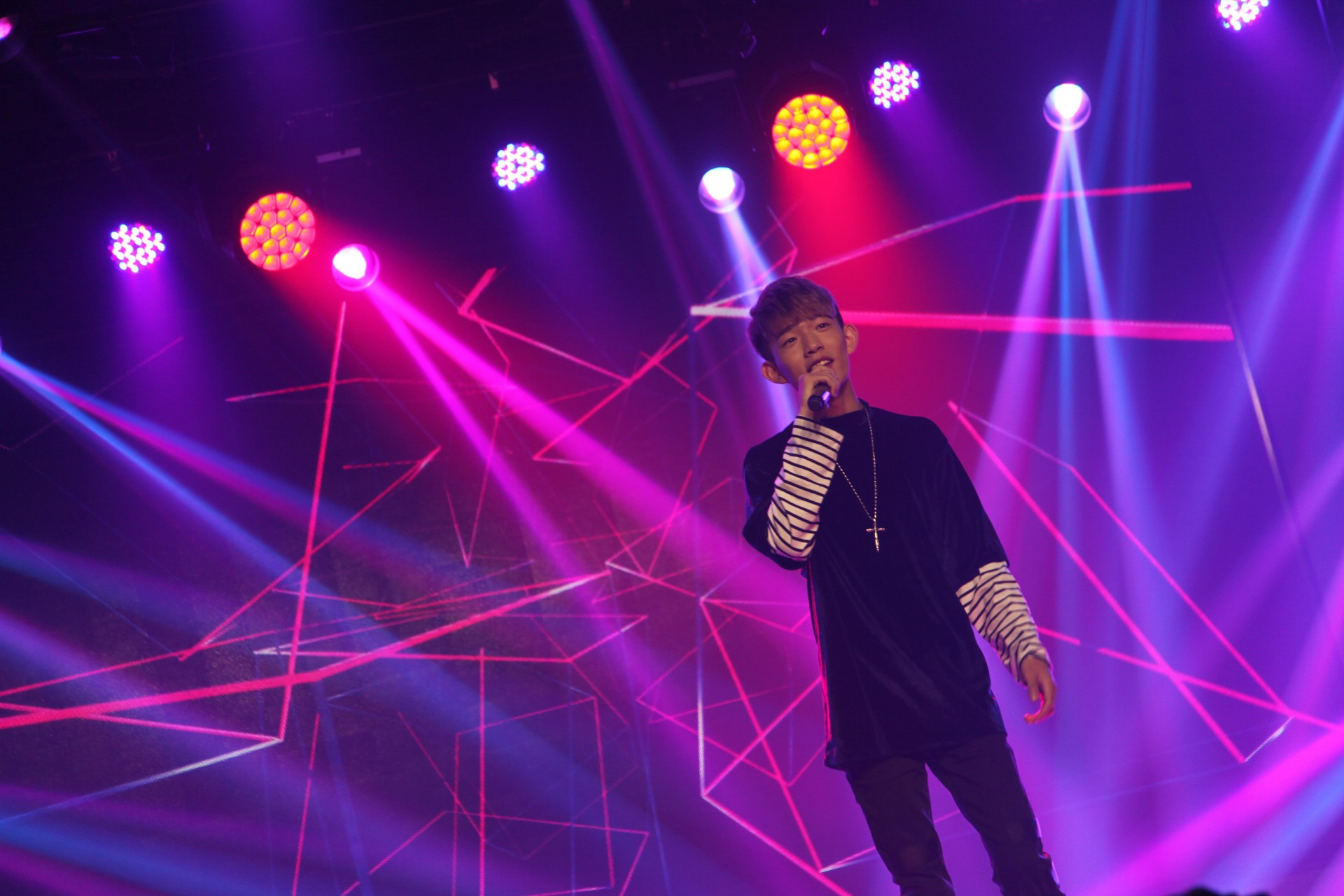 关于100T绝杀LGD，Clid关键团战开团秒人强强对话八强赛，点燃全场激情的信息