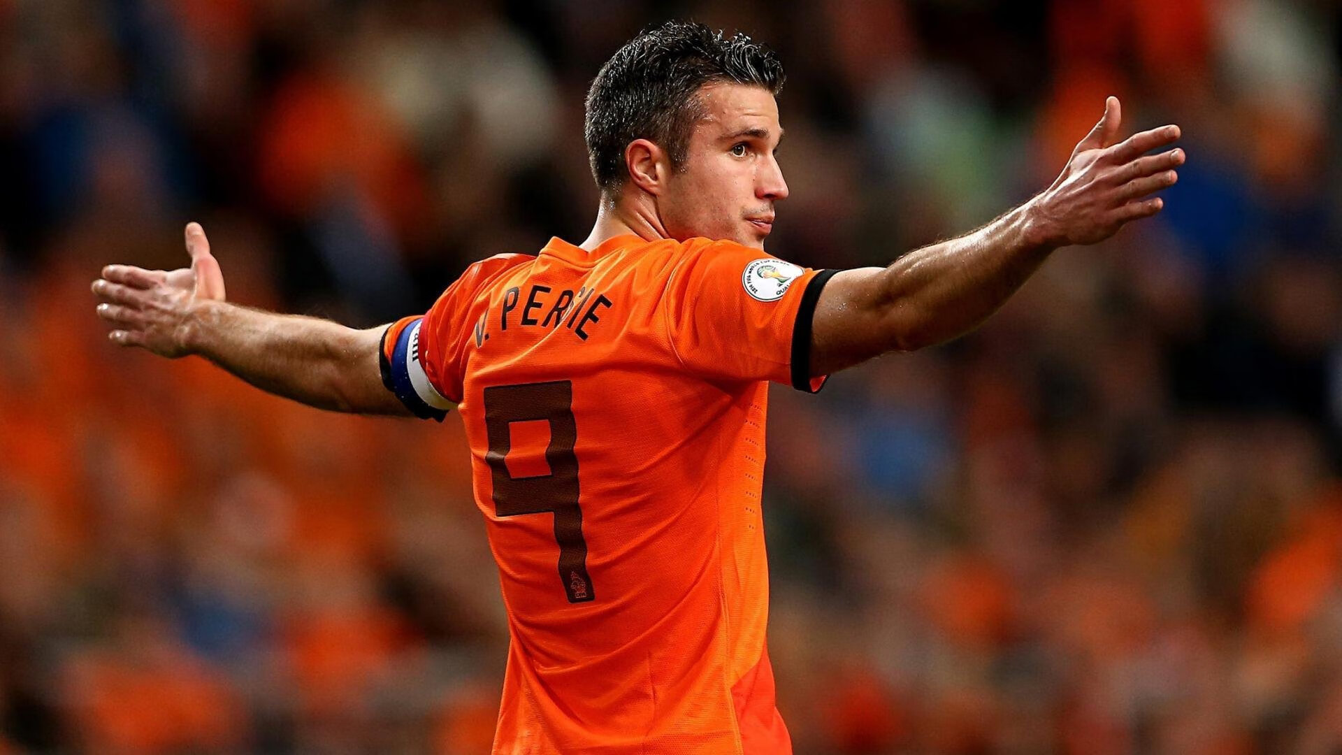 从无名铁闸到防线艺术家，布鲁诺如何用一张隐形大网锁死巴斯克雄狮